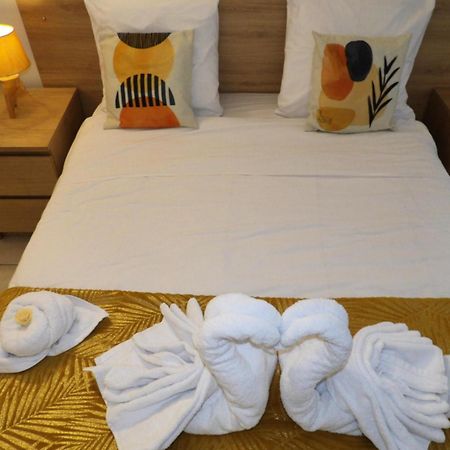 Le Cosy Wiener *Paris*Gare A 300 M*Disneyland* Champs-Sur-Marne Zewnętrze zdjęcie