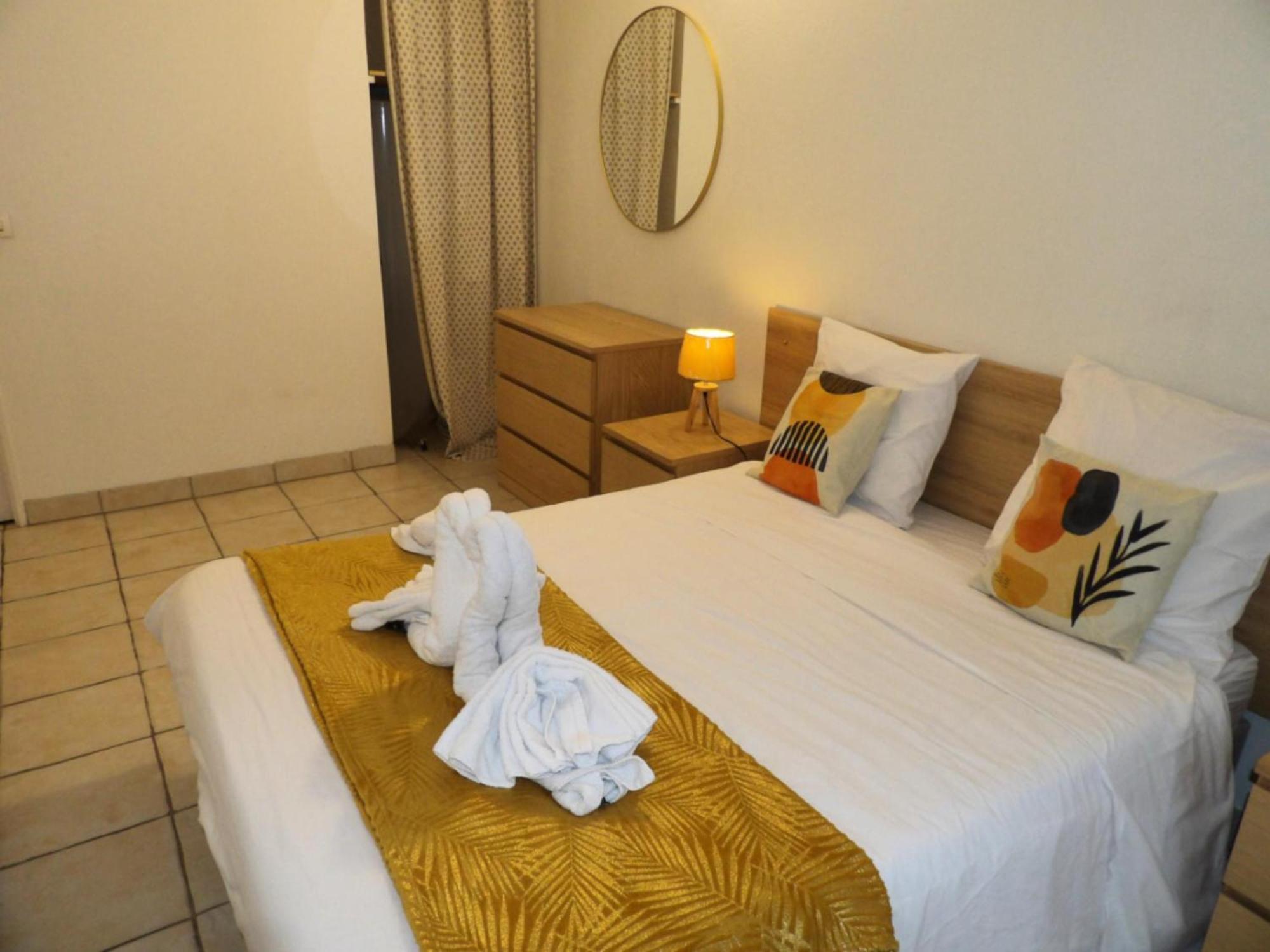 Le Cosy Wiener *Paris*Gare A 300 M*Disneyland* Champs-Sur-Marne Zewnętrze zdjęcie